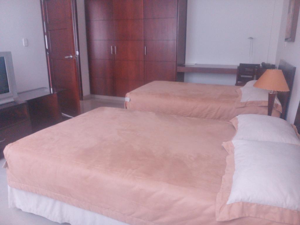 Hotel Cuarta Avenida Cali Habitación foto