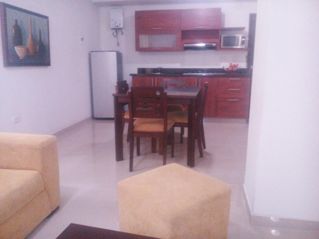 Hotel Cuarta Avenida Cali Habitación foto